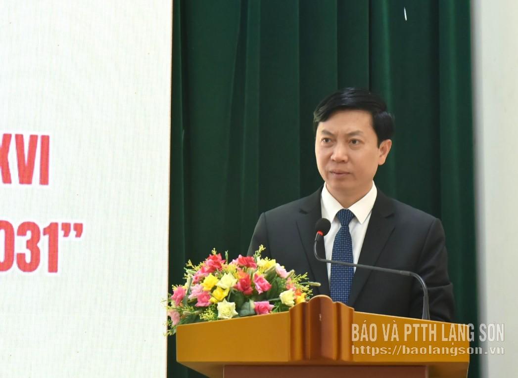 Đồng chí Nguyễn Hoàng Tùng, Ủy viên Ban Thường vụ Tỉnh ủy, Phó Chủ tịch Thường trực Ủy ban MTTQ Việt Nam tỉnh, Trưởng Ban Tổ chức Cuộc thi phát biểu tại chương trình