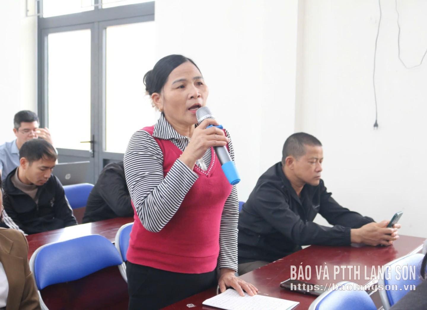 Cử tri xã Vân Nham nêu kiến nghị với các ứng cử viên đại biểu Quốc hội