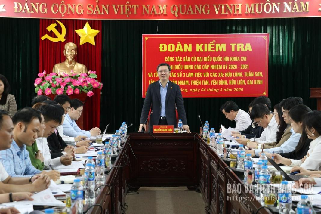 Đồng chí Nguyễn Cảnh Toàn, Phó Bí thư Tỉnh ủy, Chủ tịch UBND tỉnh phát biểu tại buổi kiểm tra