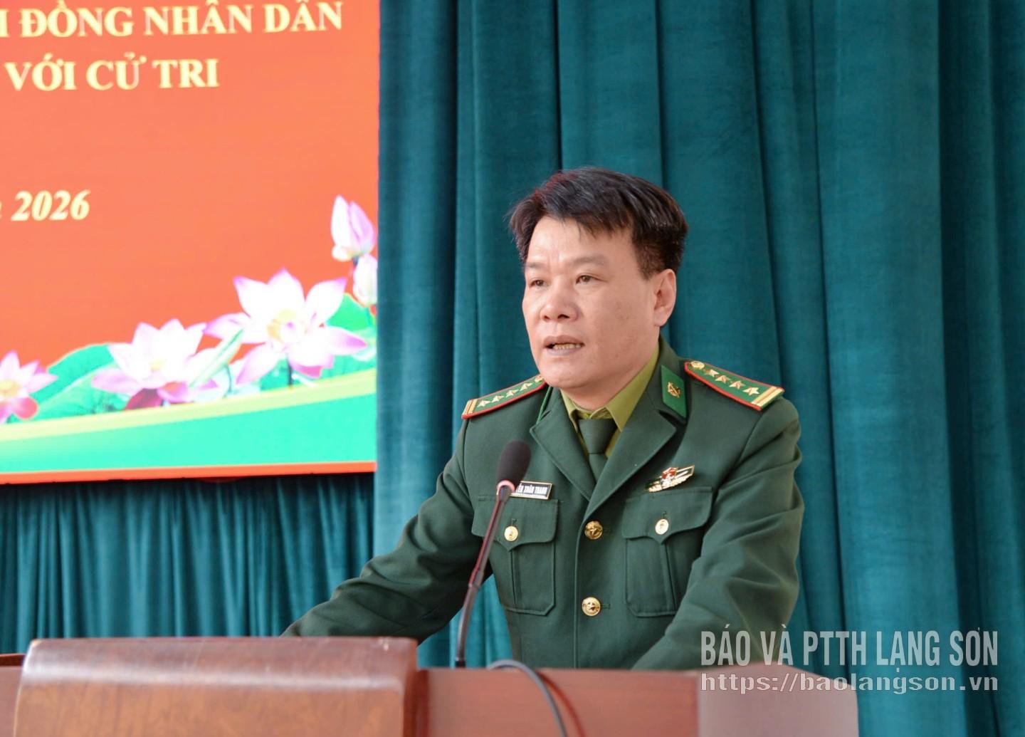 Ông Nguyễn Xuân Thanh, Phó Chính ủy Bộ Chỉ huy Quân sự tỉnh kiêm Chính ủy Ban Chỉ huy Bộ đội Biên phòng tỉnh trình bày chương trình hành động