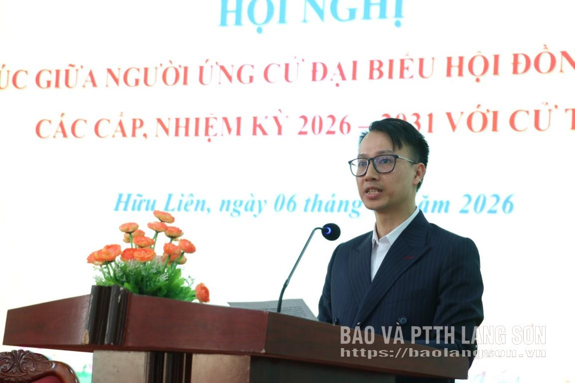 Ông Lương Thế Sơn, chuyên viên Phòng Tài chính - Đầu tư, Sở Tài chính trình bày chương trình hành động