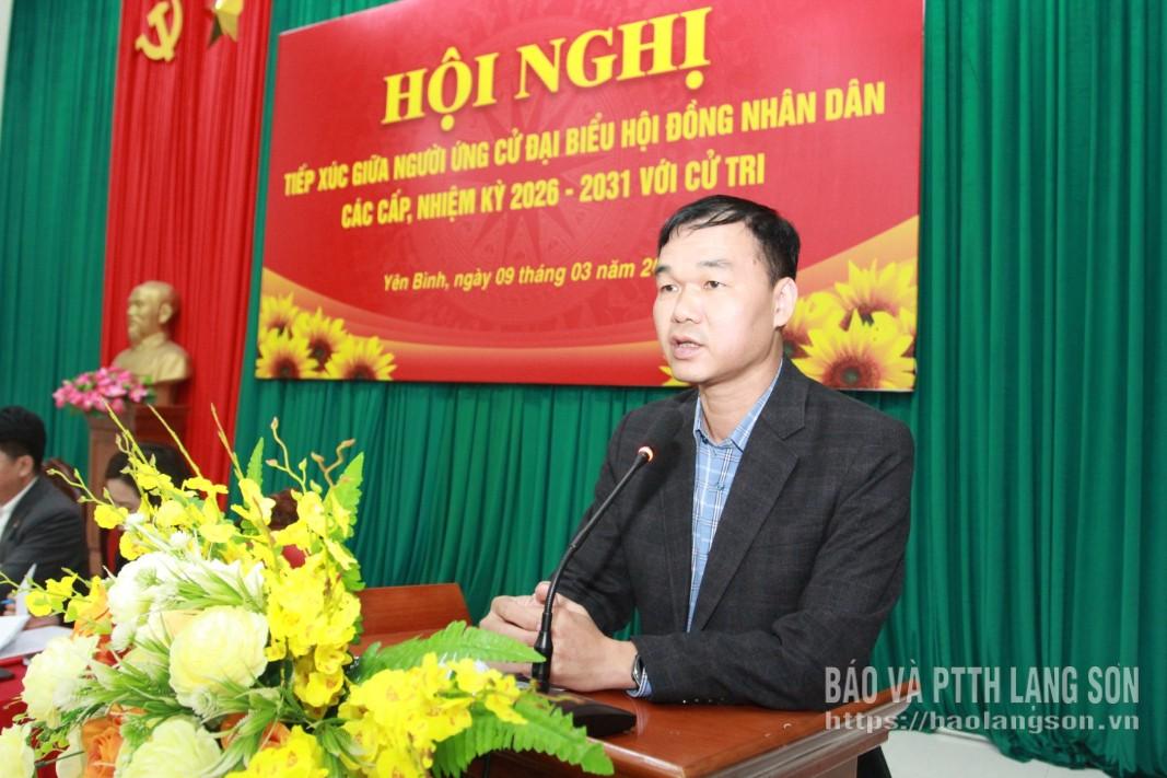 Ứng cử viên Nguyễn Trọng Hùng, Tỉnh ủy viên, Bí thư Đảng Ủy, Chủ tịch HĐND xã Vân Nham trình bày chương trình hành động