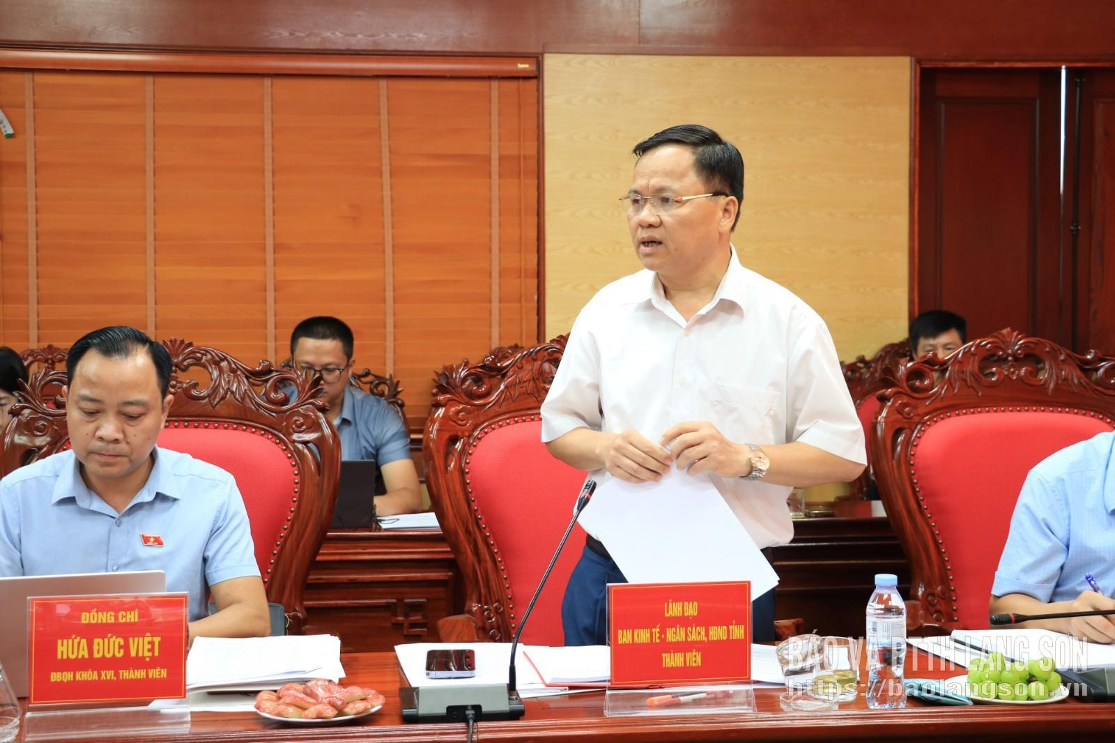 Lãnh đạo Ban Kinh tế - Ngân sách HĐND tỉnh phát biểu tại chương trình khảo sát