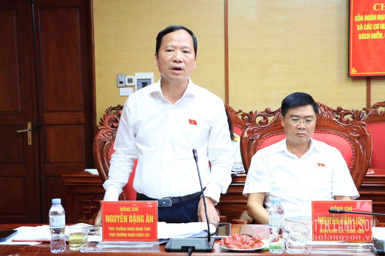 Đồng chí Phó Trưởng Đoàn chuyên trách Đoàn ĐBQH tỉnh, Phó trưởng đoàn khảo sát phát biểu tại chương trình khảo sát