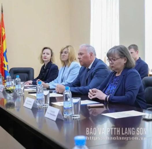 Lãnh đạo huyện Vyborg tiếp và làm việc với đoàn công tác của tỉnh