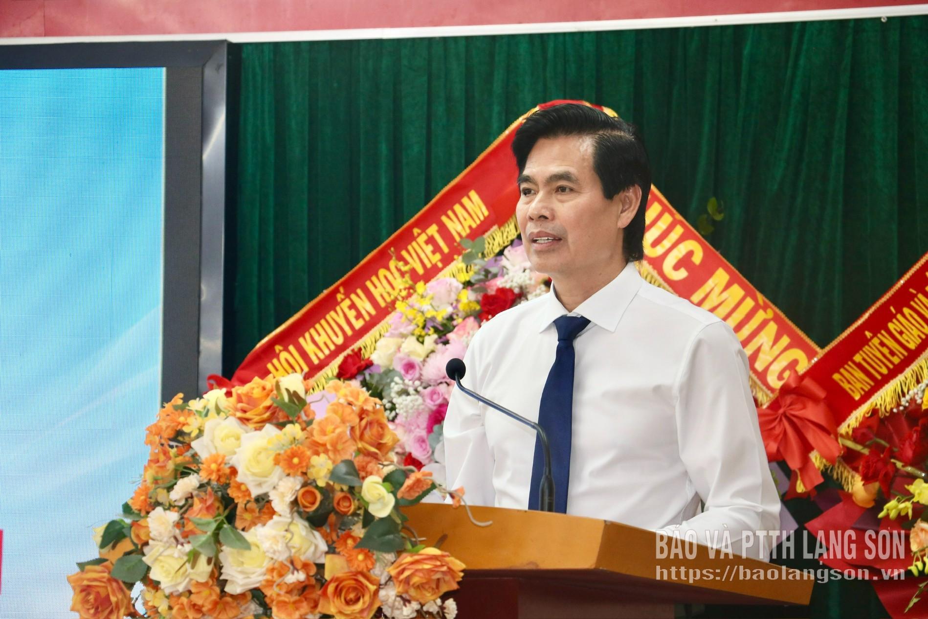 Đồng chí Hoàng Quốc Khánh, Ủy viên Trung ương Đảng, Bí thư Tỉnh ủy phát biểu tại đại hội