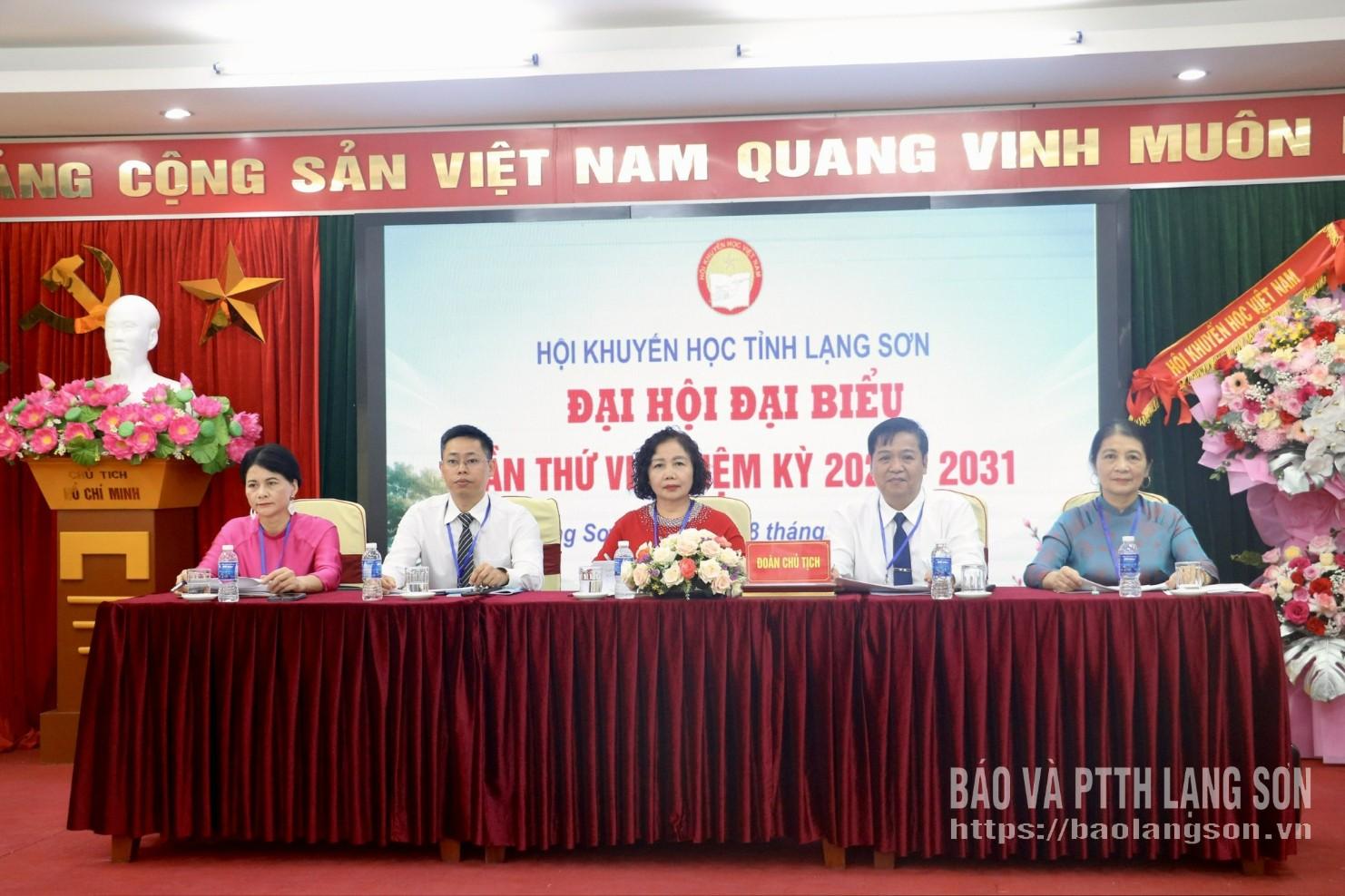 Đoàn Chủ tịch điều hành đại hội