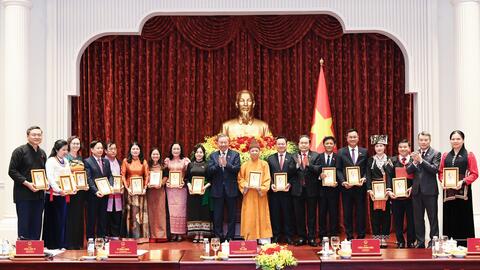 Tổng Bí thư, Chủ tịch nước Tô Lâm chủ trì gặp mặt đại biểu Quốc hội là người dân tộc thiểu số