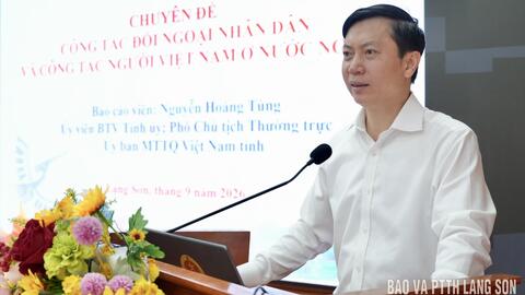 Gần 100 đại biểu tham gia tập huấn công tác đối ngoại nhân dân tại xã Đồng Đăng