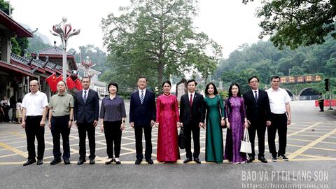 Đoàn Đại biểu Ủy ban MTTQ Việt  Nam tỉnh Lạng Sơn thăm và làm việc tại Quảng Tây, Trung Quốc