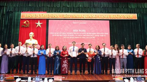 Công bố quyết định thí điểm thành lập 2 đảng bộ cơ sở trực thuộc Tỉnh ủy và công tác cán bộ