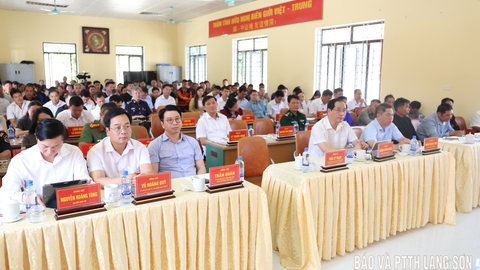 Đoàn đại biểu Quốc hội tỉnh tiếp xúc cử tri 7 xã