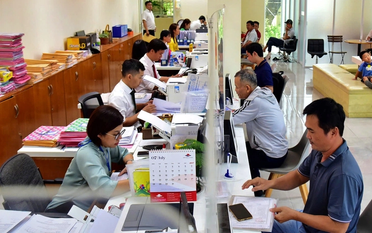 Đại biểu Quốc hội kiến nghị tinh gọn thôn, tổ dân phố, có chế độ mới sau sắp xếp - Ảnh 2.