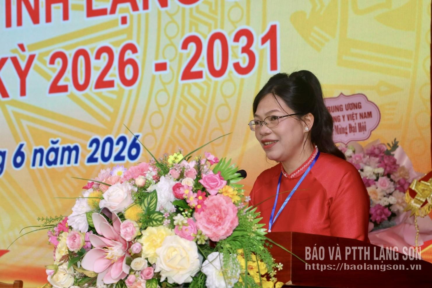 Chủ tịch Hội Đông y tỉnh phát biểu tại đại hội