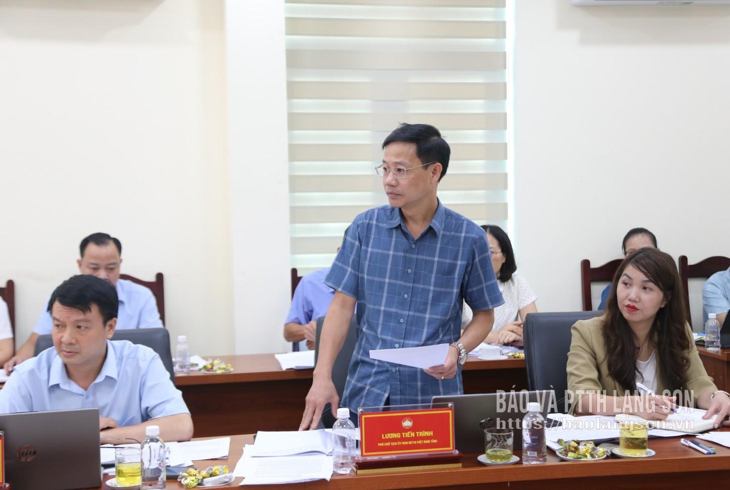 Phó Chủ tịch Ủy ban MTTQ Việt Nam tỉnh báo cáo tình hình thực hiện nhiệm vụ phụ trách tháng 6/2026